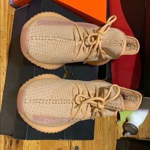 Yezzy boost 350 v2 clay size 11.5